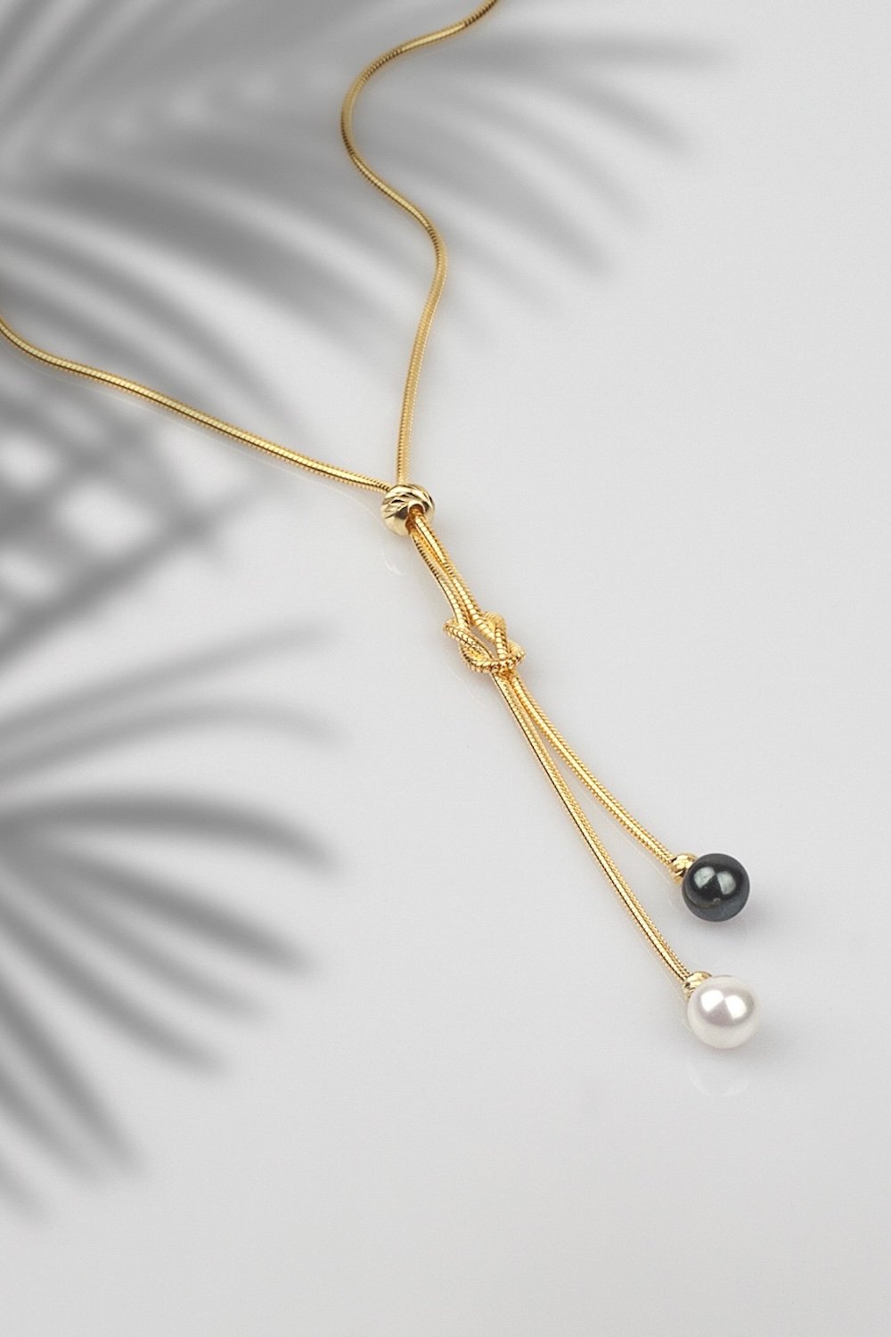 Arven’s World by Aylin Işıklı-Aşk Büyüsü Kolye-Kolye-3-Milagron.com