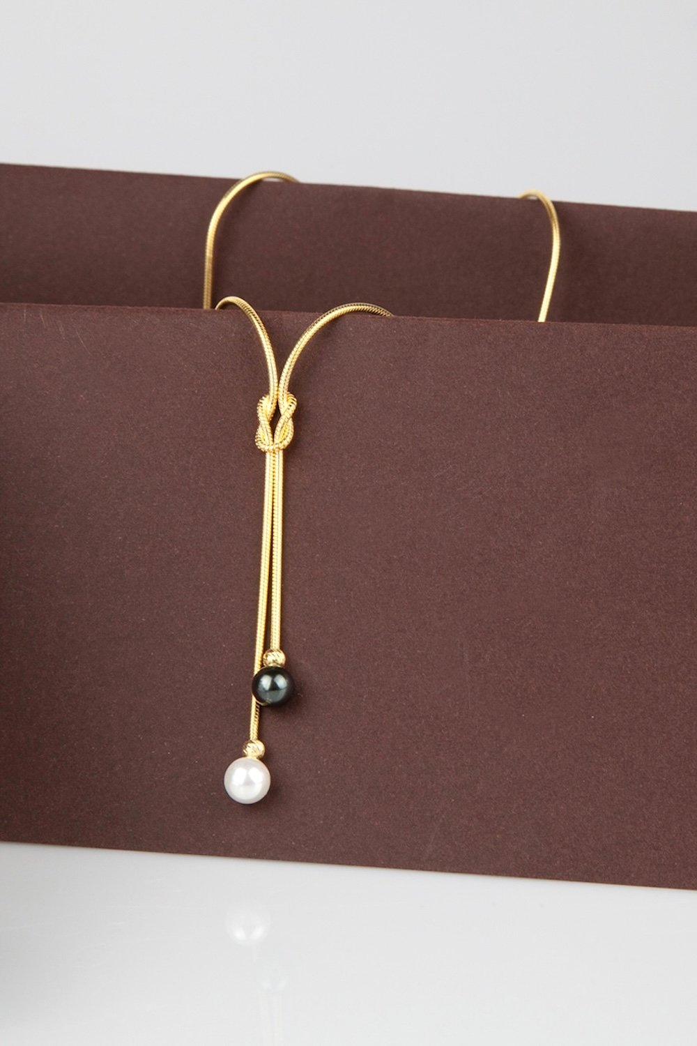 Arven’s World by Aylin Işıklı-Aşk Büyüsü Kolye-Kolye-4-Milagron.com