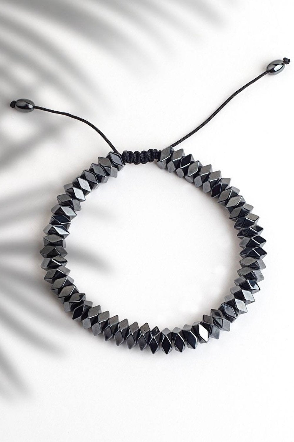 Arven’s World by Aylin Işıklı-Hematit Karo Bileklik-Bileklik-1-Milagron.com