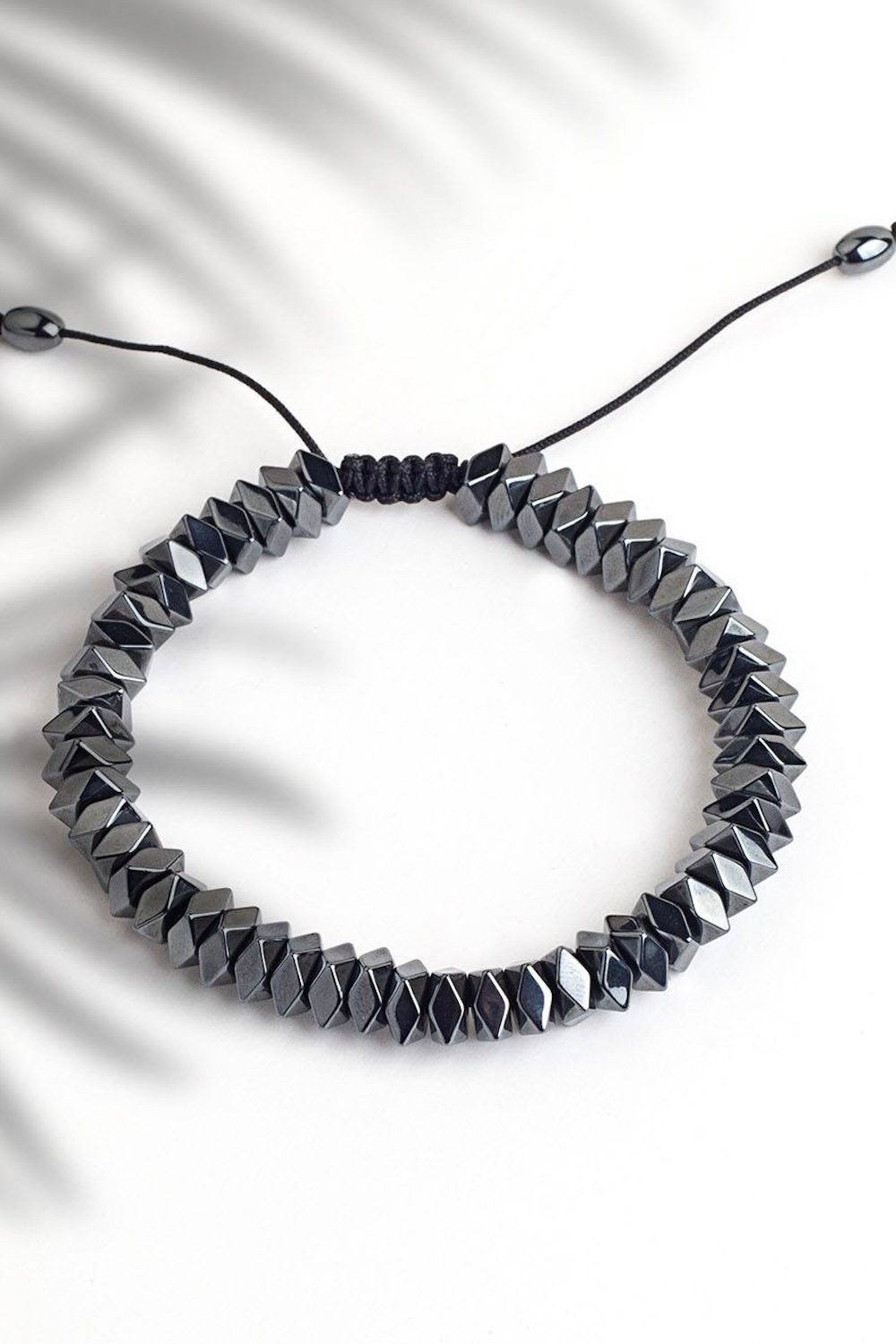 Arven’s World by Aylin Işıklı-Hematit Karo Bileklik-Bileklik-2-Milagron.com