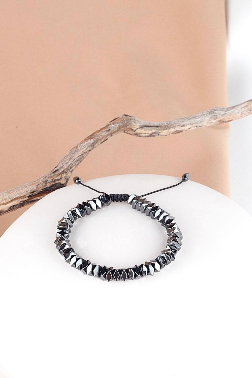 Arven’s World by Aylin Işıklı-Hematit Karo Bileklik-Bileklik-4-Milagron.com