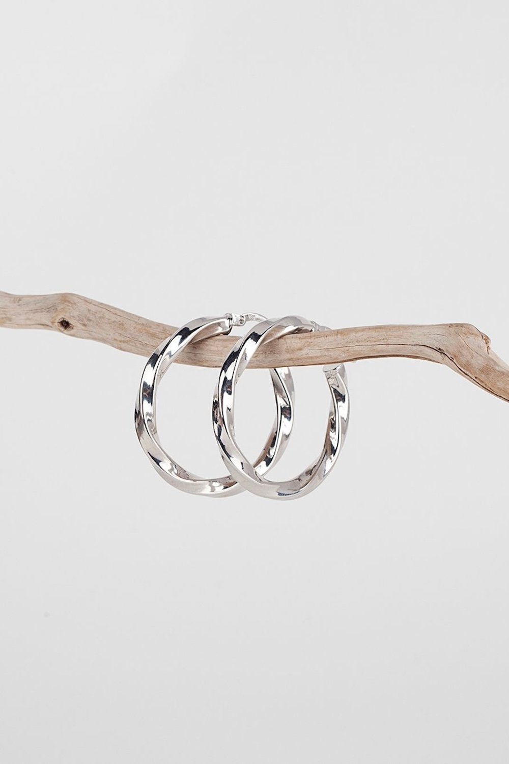 Arven’s World by Aylin Işıklı-Hera Küpe-Küpe-1-Milagron.com