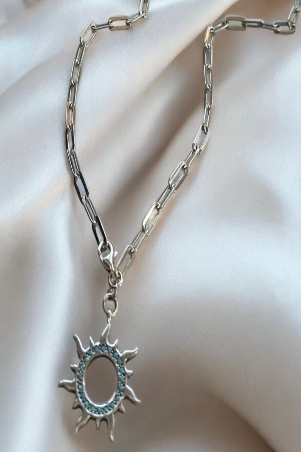 Arven’s World by Aylin Işıklı-Kaira Kolye-Kolye-3-Milagron.com