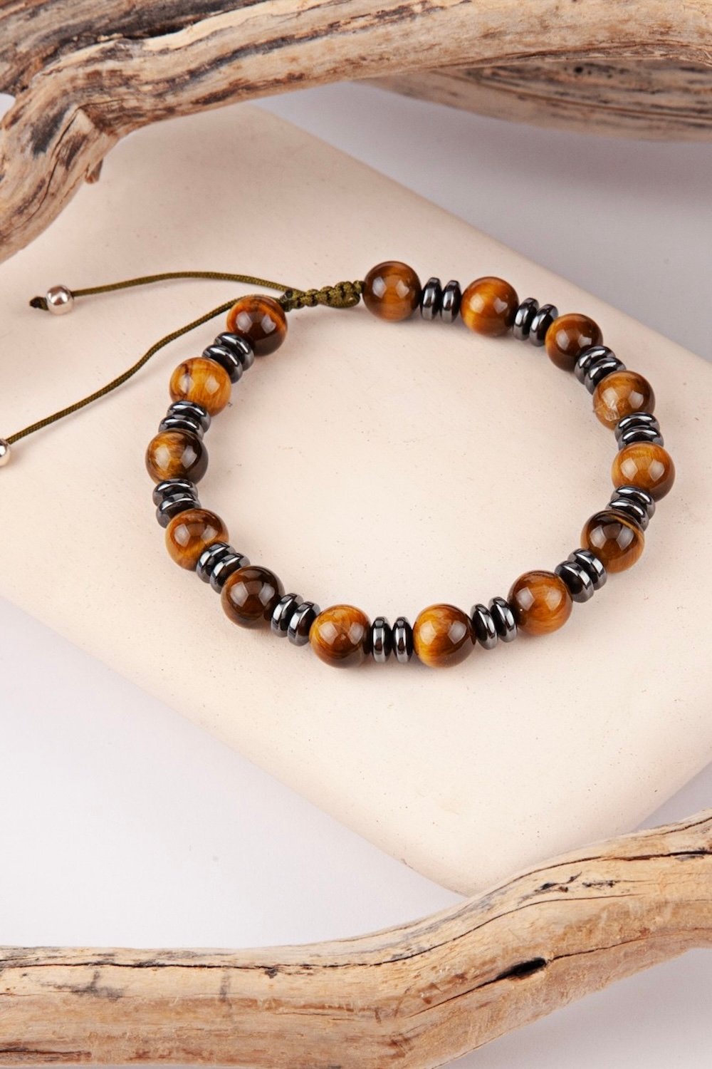 Arven’s World by Aylin Işıklı-Kaplangözü Asansörlü Bi̇lekli̇k-Bileklik-4-Milagron.com