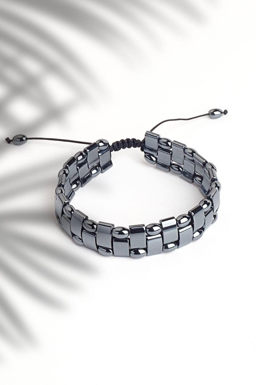 Arven’s World by Aylin Işıklı-Kordon Hemati̇t Bi̇lekli̇k-Bileklik-1-Milagron.com