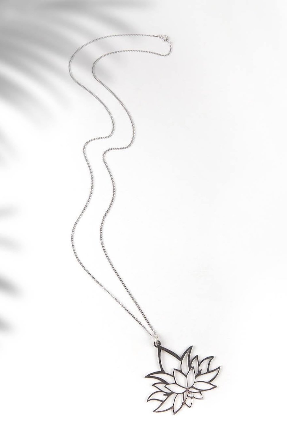 Arven’s World by Aylin Işıklı-Lotus Çiçeği Kolye-Kolye-1-Milagron.com