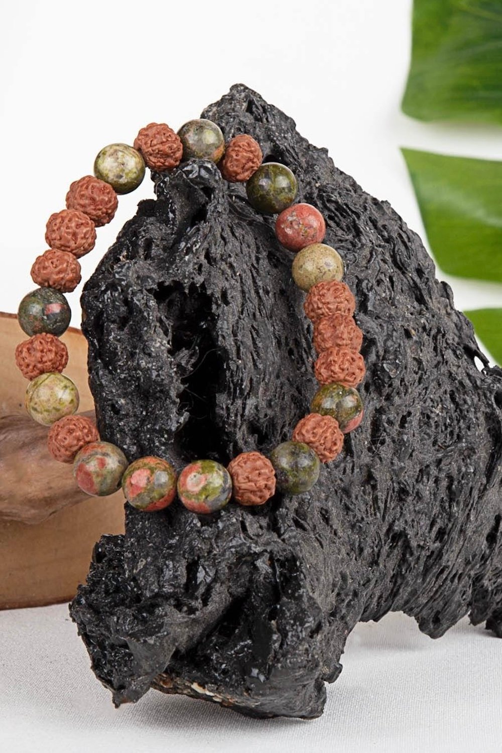 Arven’s World by Aylin Işıklı-Medi̇tasyon Bi̇lekli̇k Rudrsksha Tohumu/ Unaki̇te-Bileklik-3-Milagron.com