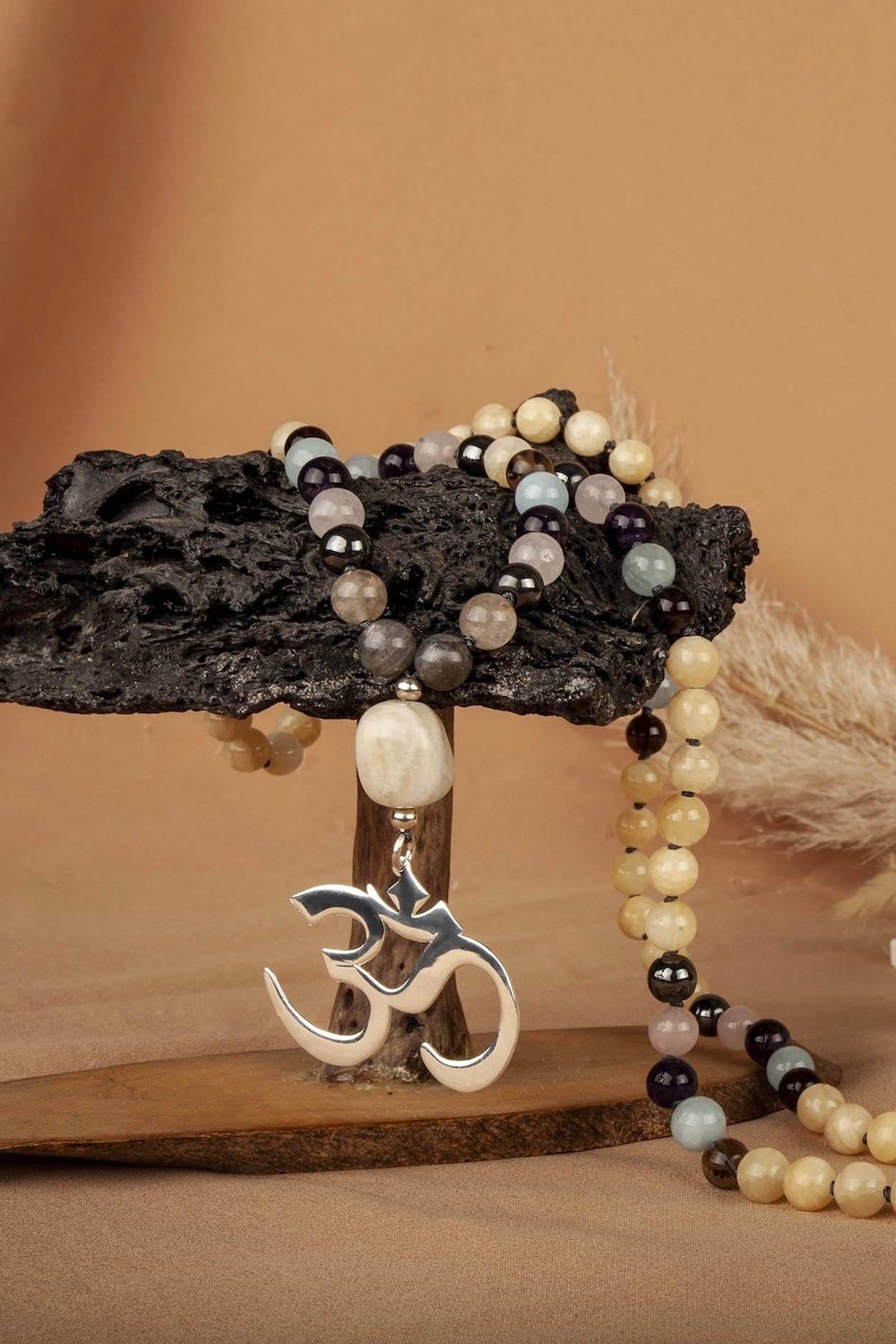 Arven’s World by Aylin Işıklı-Medi̇tasyon Mala Kolye-Kolye-3-Milagron.com