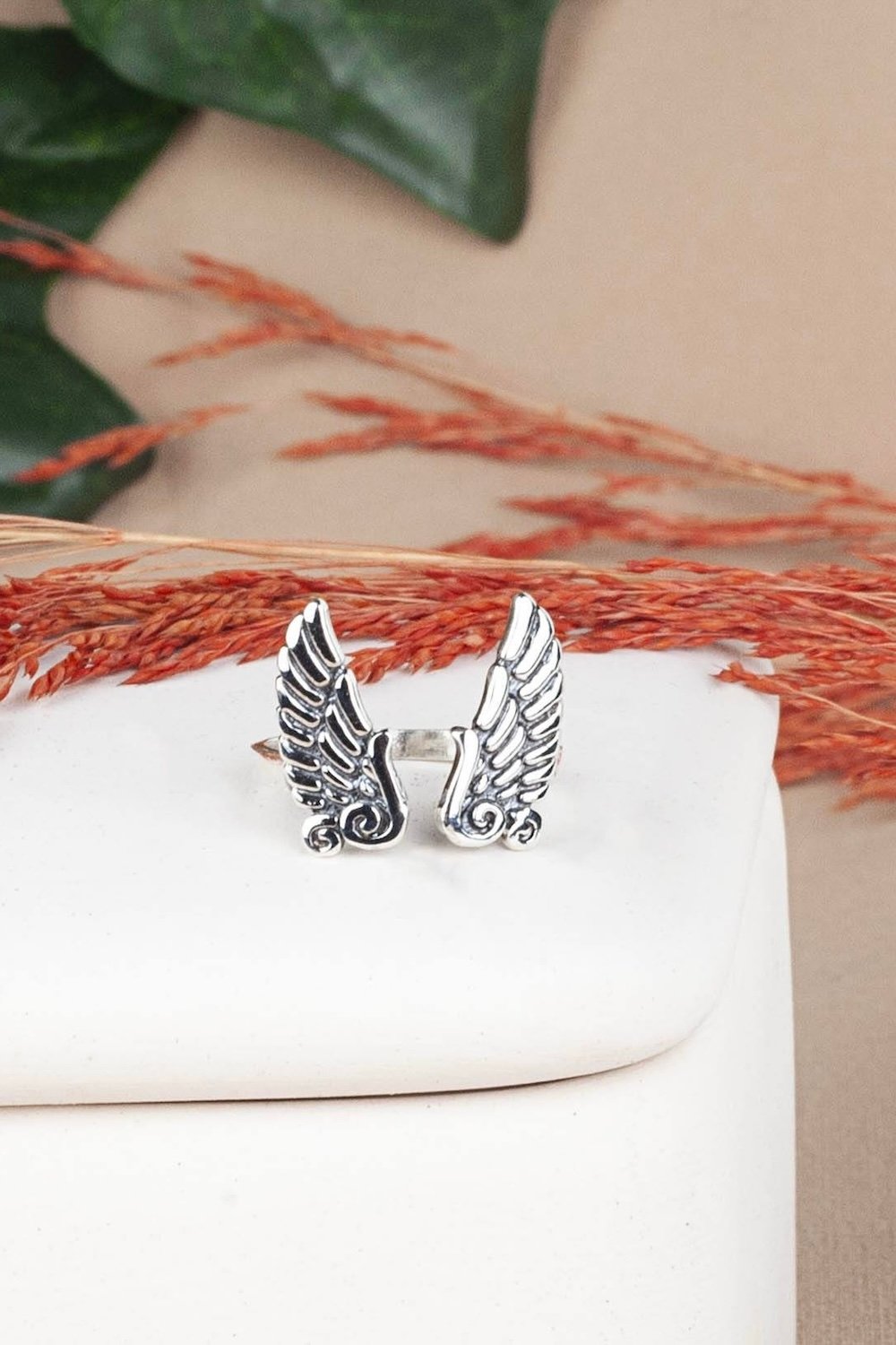 Arven’s World by Aylin Işıklı-Melek Kanadı Yüzük-Yüzük-4-Milagron.com