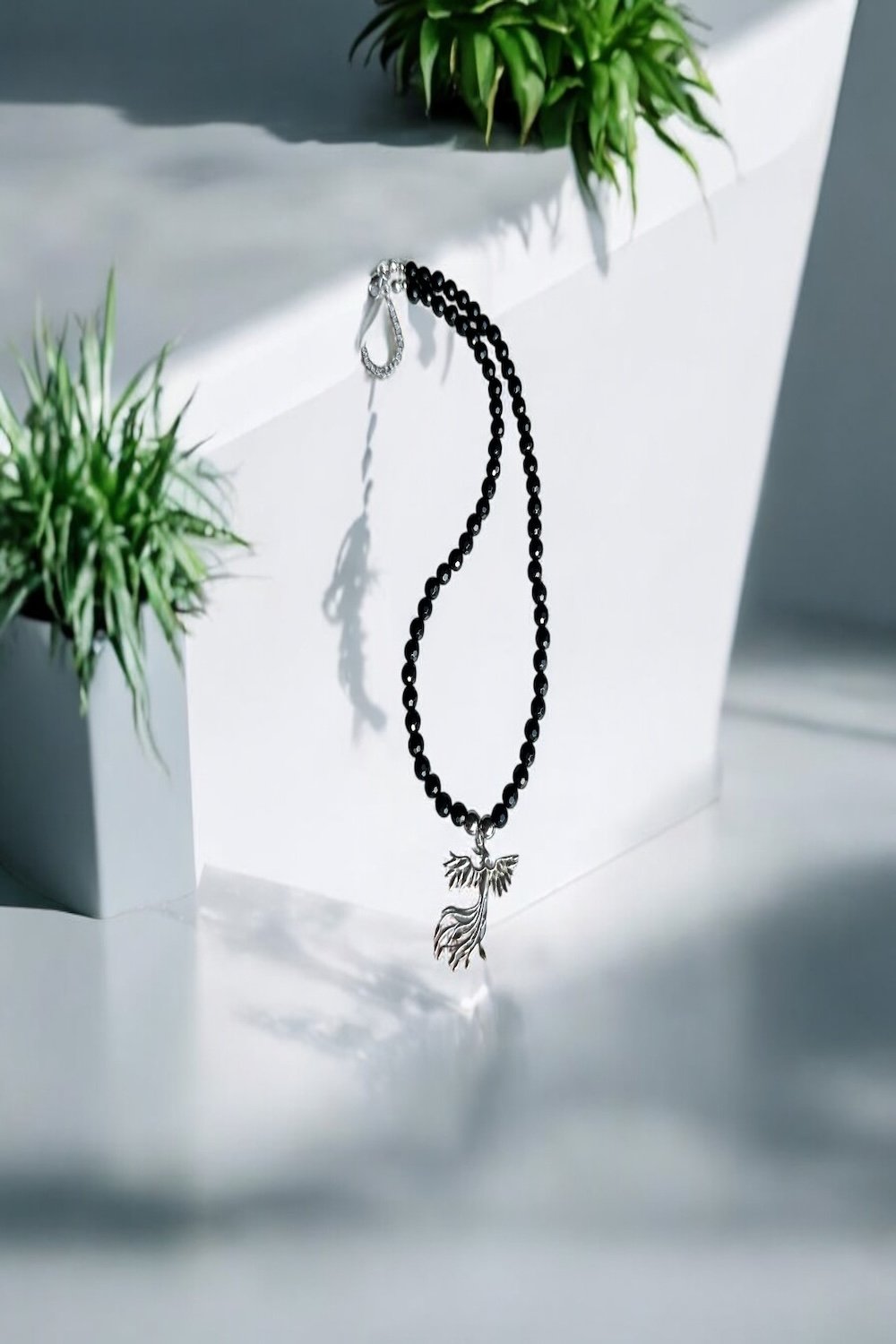 Arven’s World by Aylin Işıklı-Oniks / Anka Kuşu Kolye-Kolye-2-Milagron.com