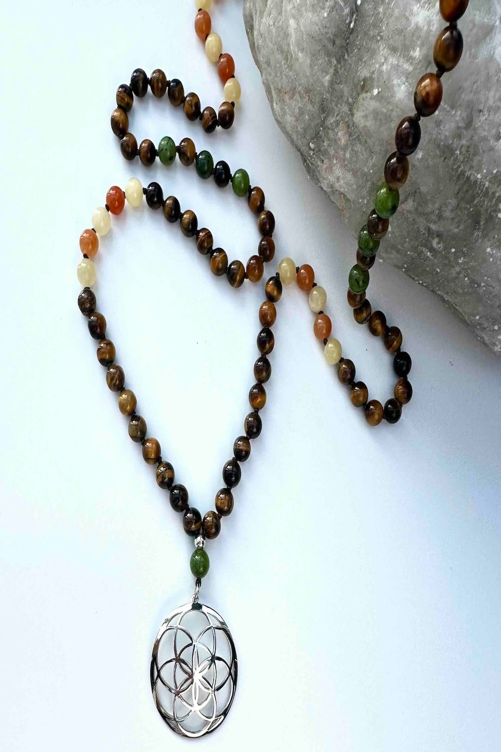 Arven’s World by Aylin Işıklı-Öz Farkındalık Mala Kolye-Kolye-1-Milagron.com