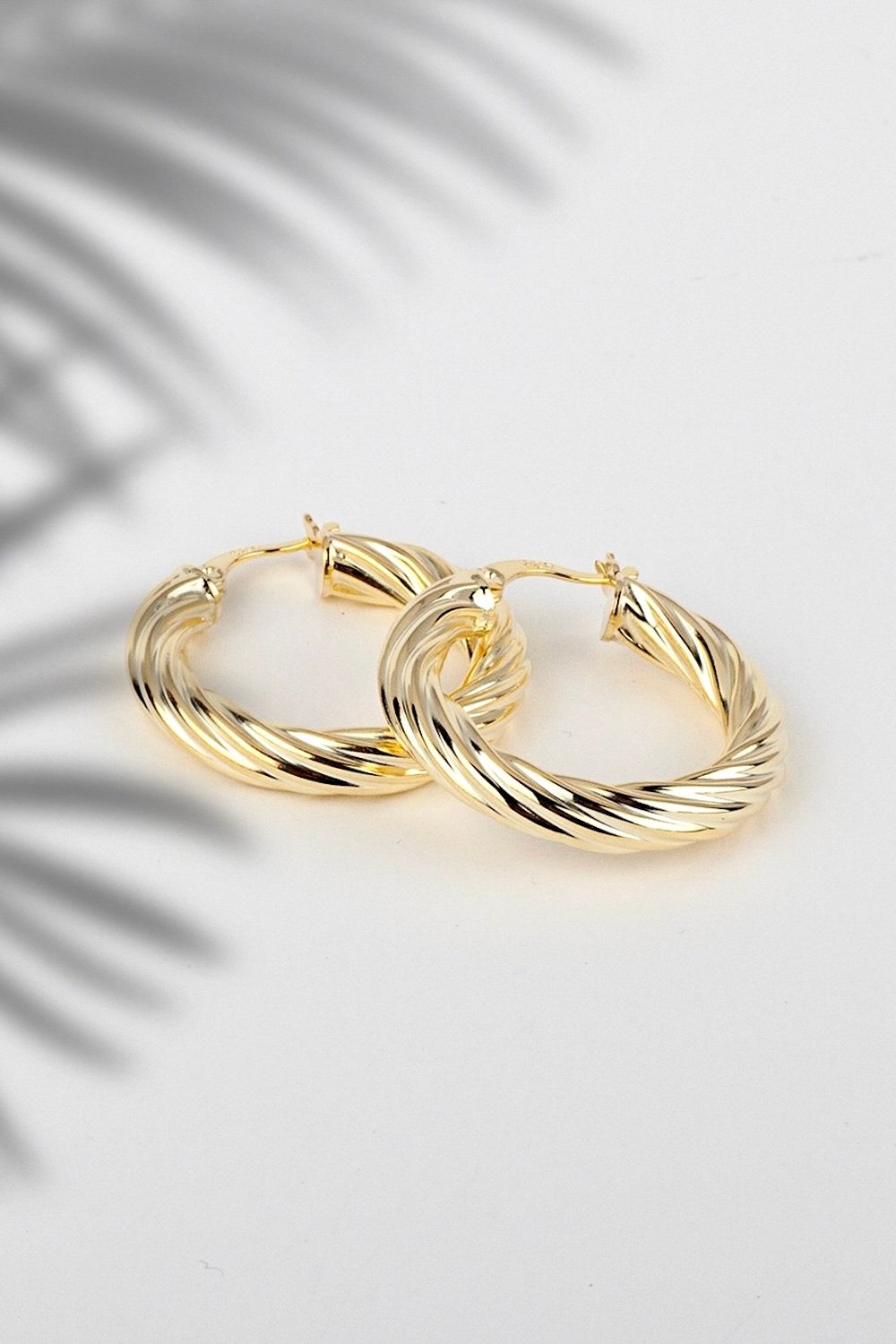 Arven’s World by Aylin Işıklı-Pera Gold Küpe-Küpe-5-Milagron.com