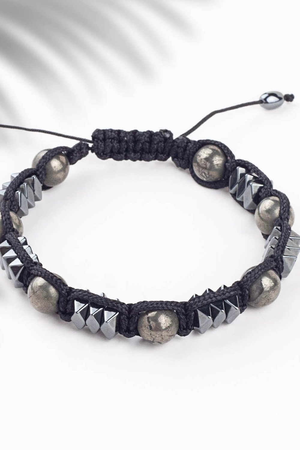 Arven’s World by Aylin Işıklı-Pirit Örme Bileklik-Bileklik-4-Milagron.com