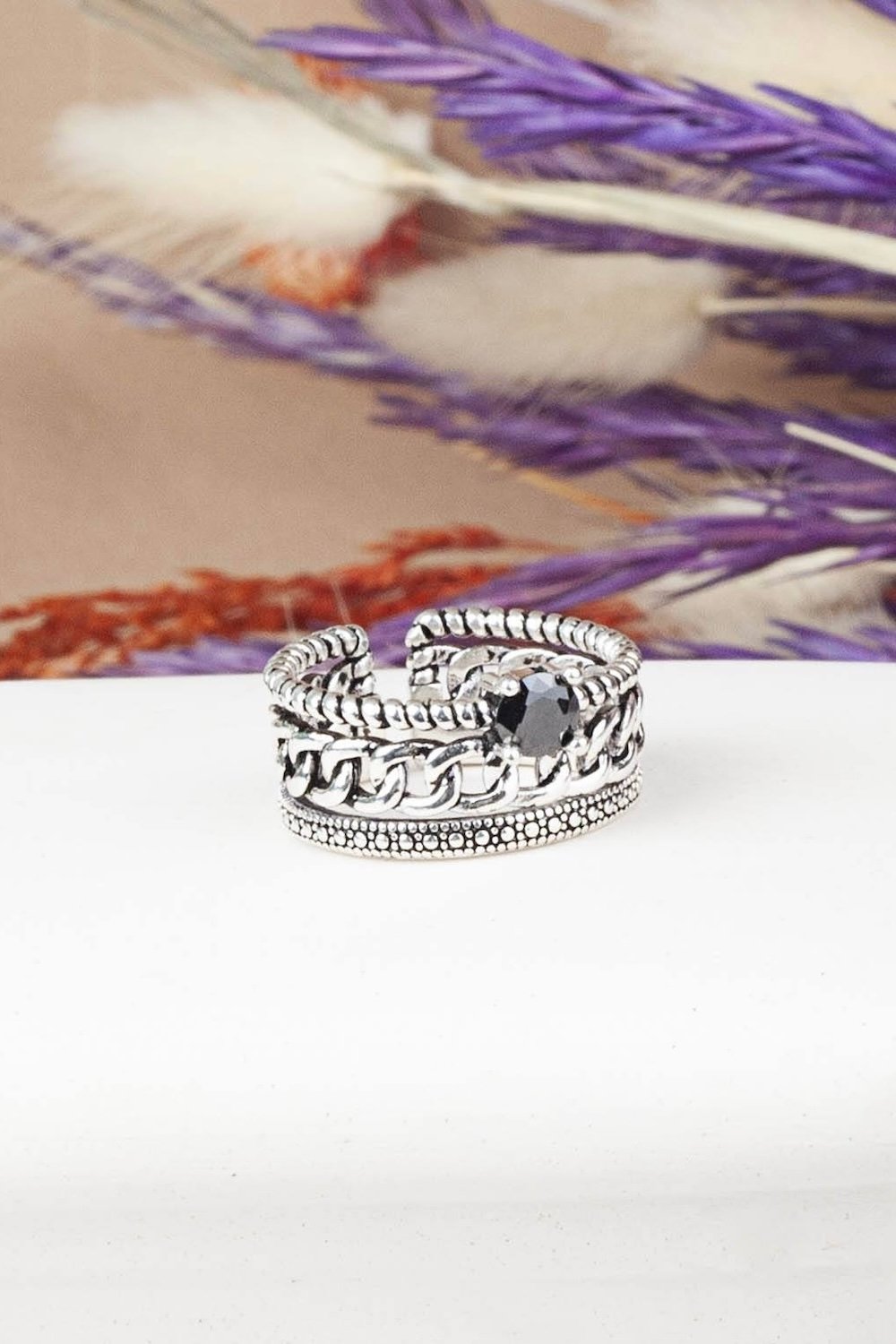 Arven’s World by Aylin Işıklı-Siyah Yaşlı Yüzük-Yüzük-4-Milagron.com