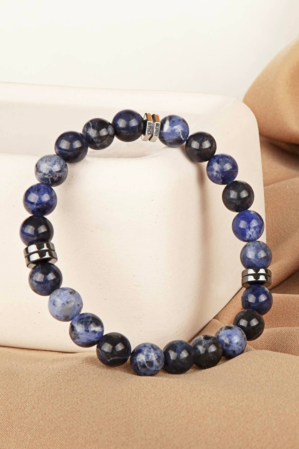 Arven’s World by Aylin Işıklı-Sodalit Bileklik-Bileklik-4-Milagron.com