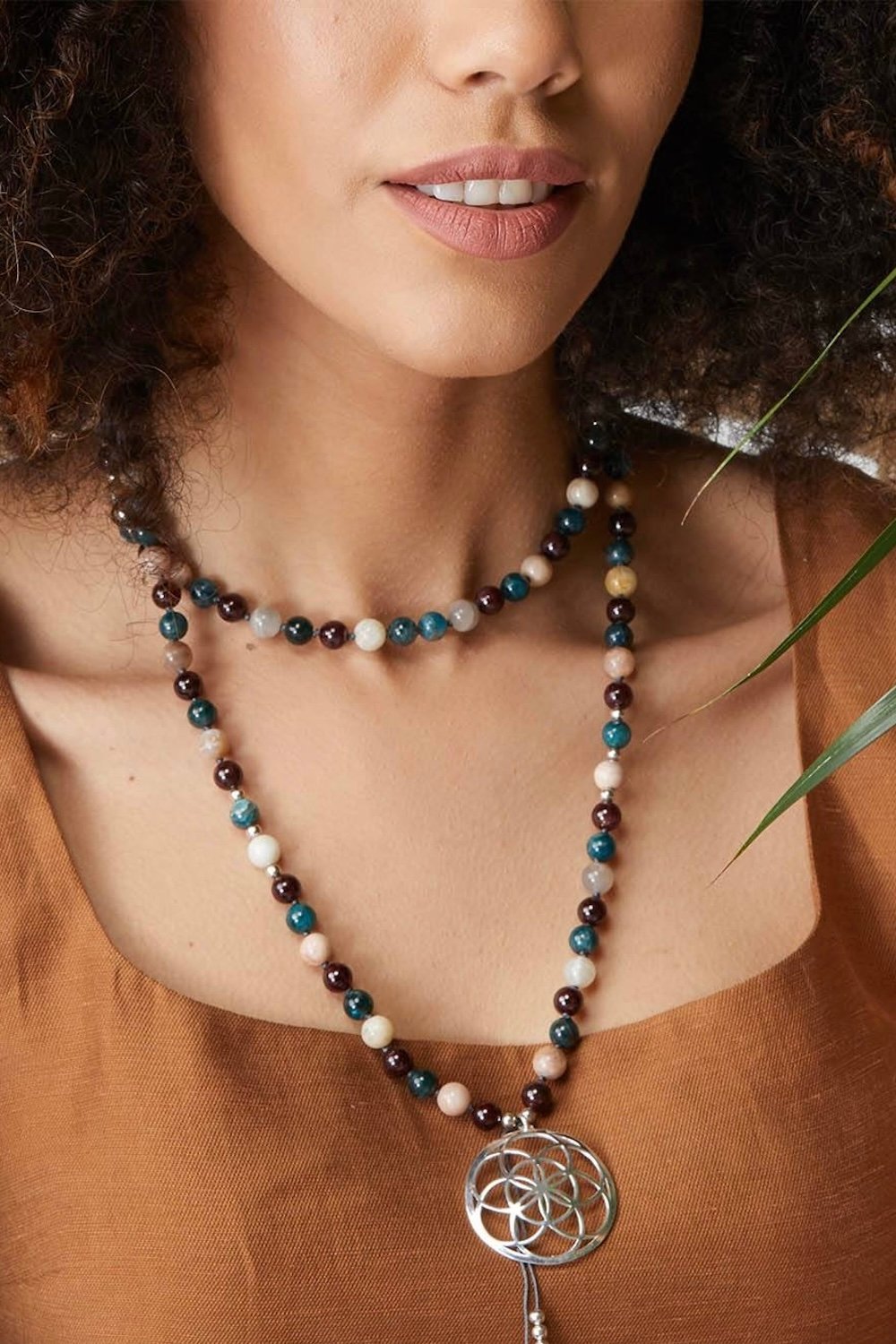 Arven’s World by Aylin Işıklı-Tokluk Mala Kolye-Kolye-4-Milagron.com