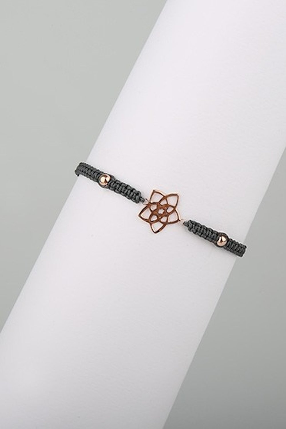 Arven’s World by Aylin Işıklı-Venüs Çi̇çeği̇ Bi̇lekli̇k-Bileklik-1-Milagron.com