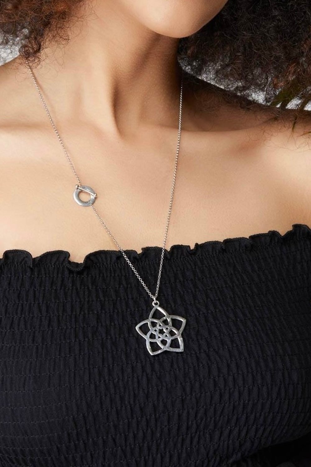 Arven’s World by Aylin Işıklı-Venüs Çiçeği Kolye-Kolye-3-Milagron.com