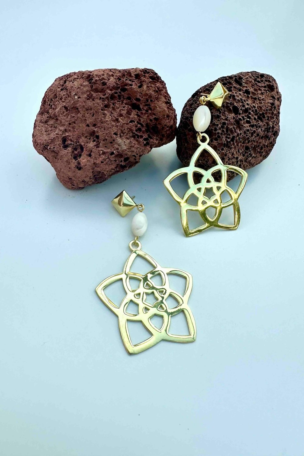 Arven’s World by Aylin Işıklı-Venüs Çiçeği Küpe-Küpe-1-Milagron.com