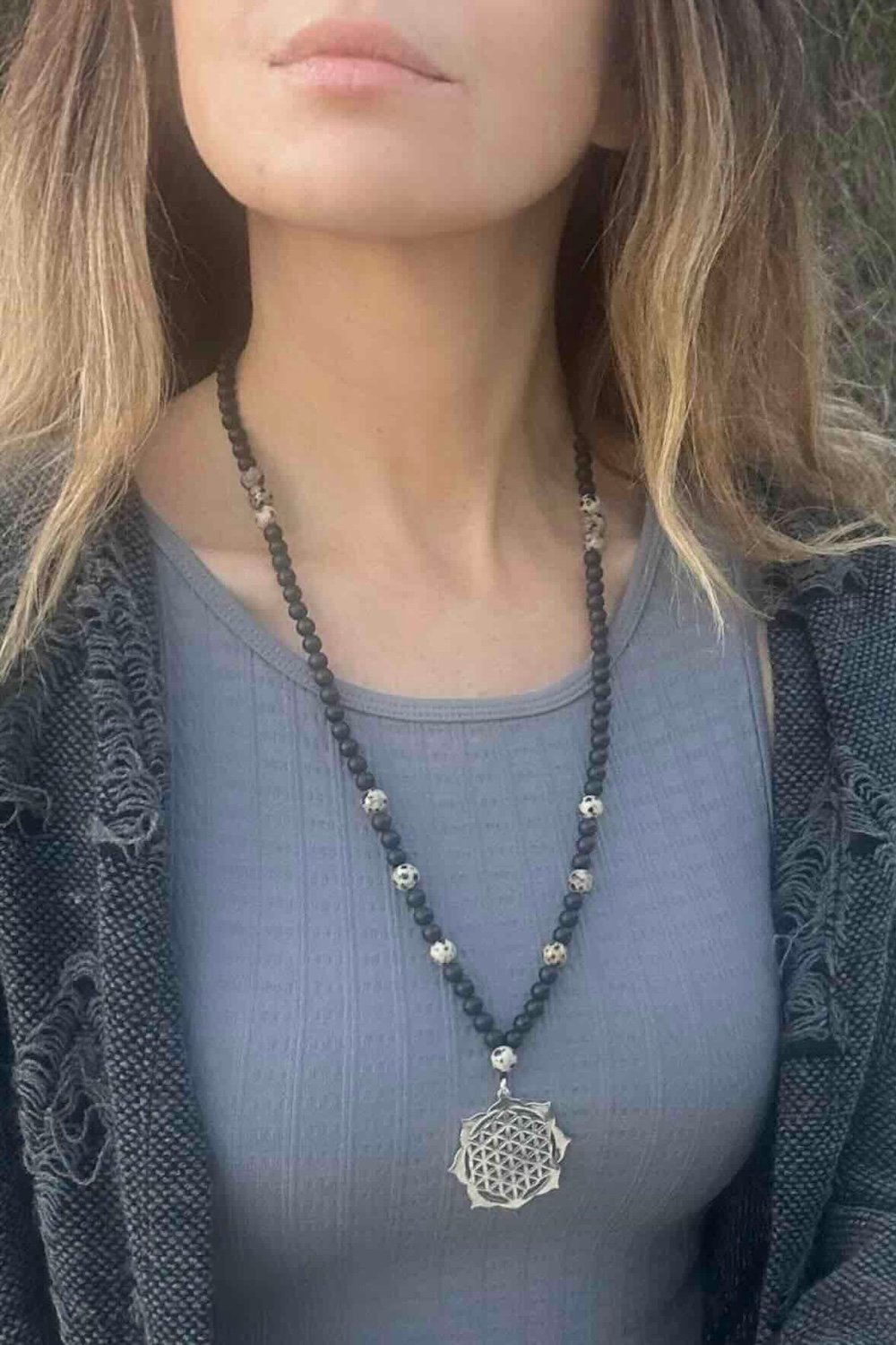 Arven’s World by Aylin Işıklı-Yaşam Çiçeği / Oniks Mala Kolye-Kolye-1-Milagron.com