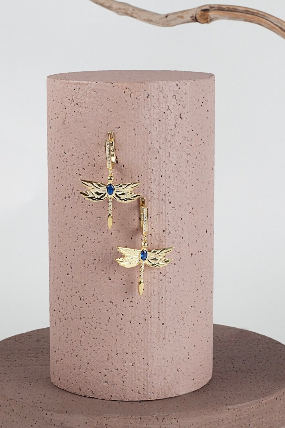 Arven’s World by Aylin Işıklı-Yusufçuk Gold Küpe-Küpe-4-Milagron.com