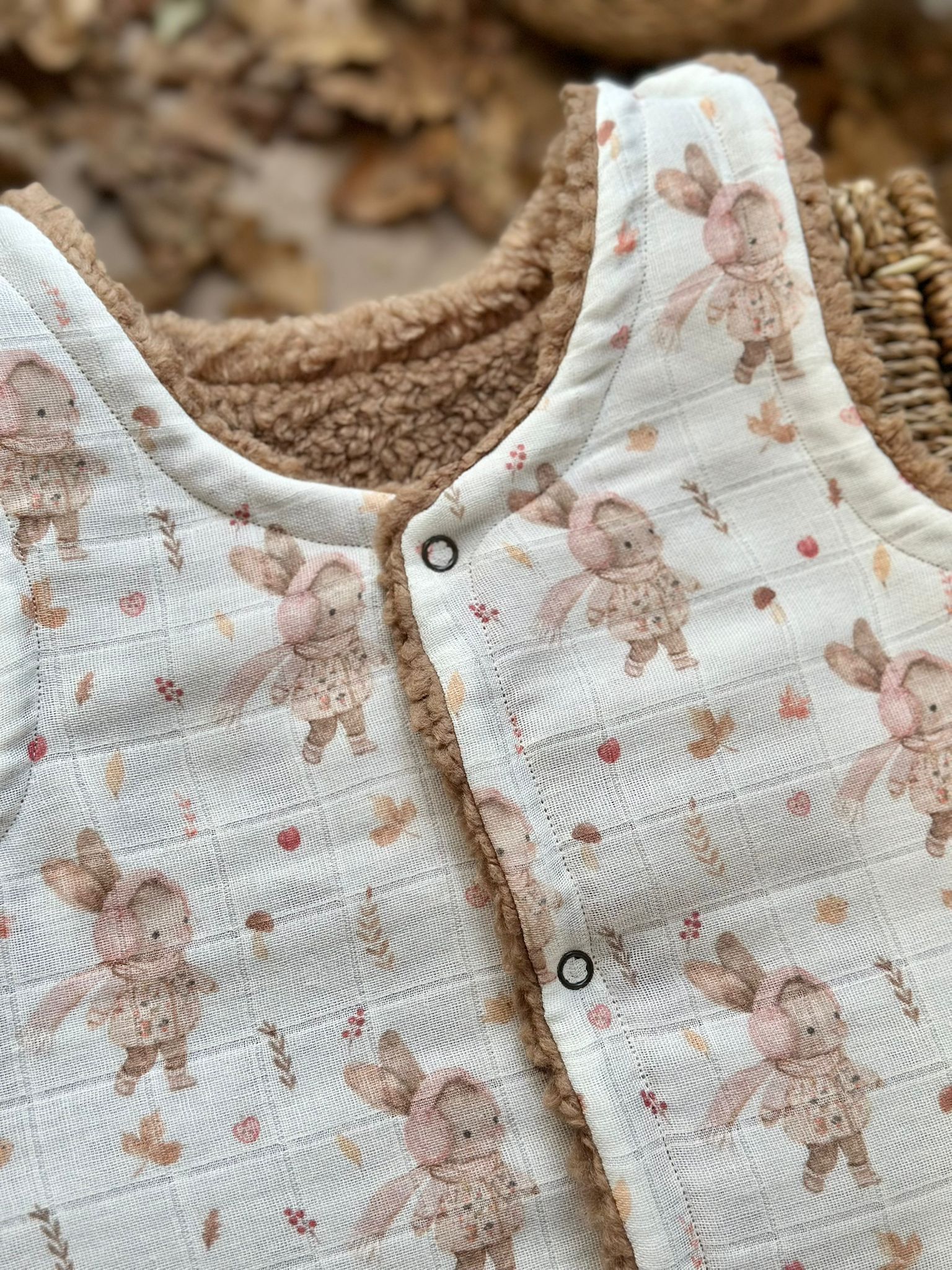 Asu Baby&Kids-Ponpony Teddy Çift Taraflı Yelek-Yelek-4-Milagron.com