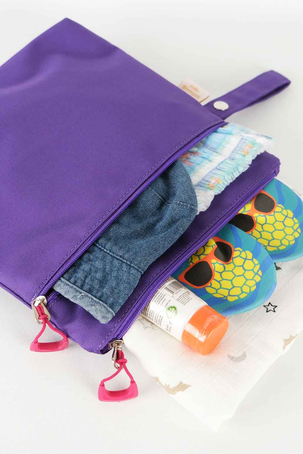 Atelier Bomonti-Mami Kids Wet&dry Su Geçirmez Islak Kuru Kirli Temiz Plaj Havuz Kreş Fonksiyonel Mor Çanta-Omuz Çantası-4-Milagron.com