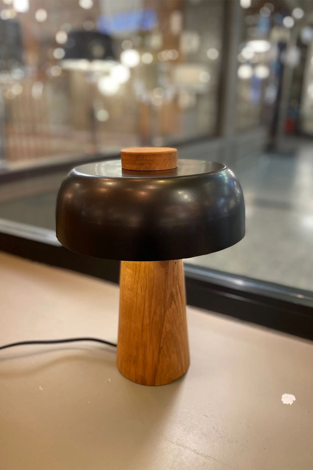 Atolye Store-Ahşap Mantar Masa Lambası Mat Beyaz-Masa Lambası-7-Milagron.com