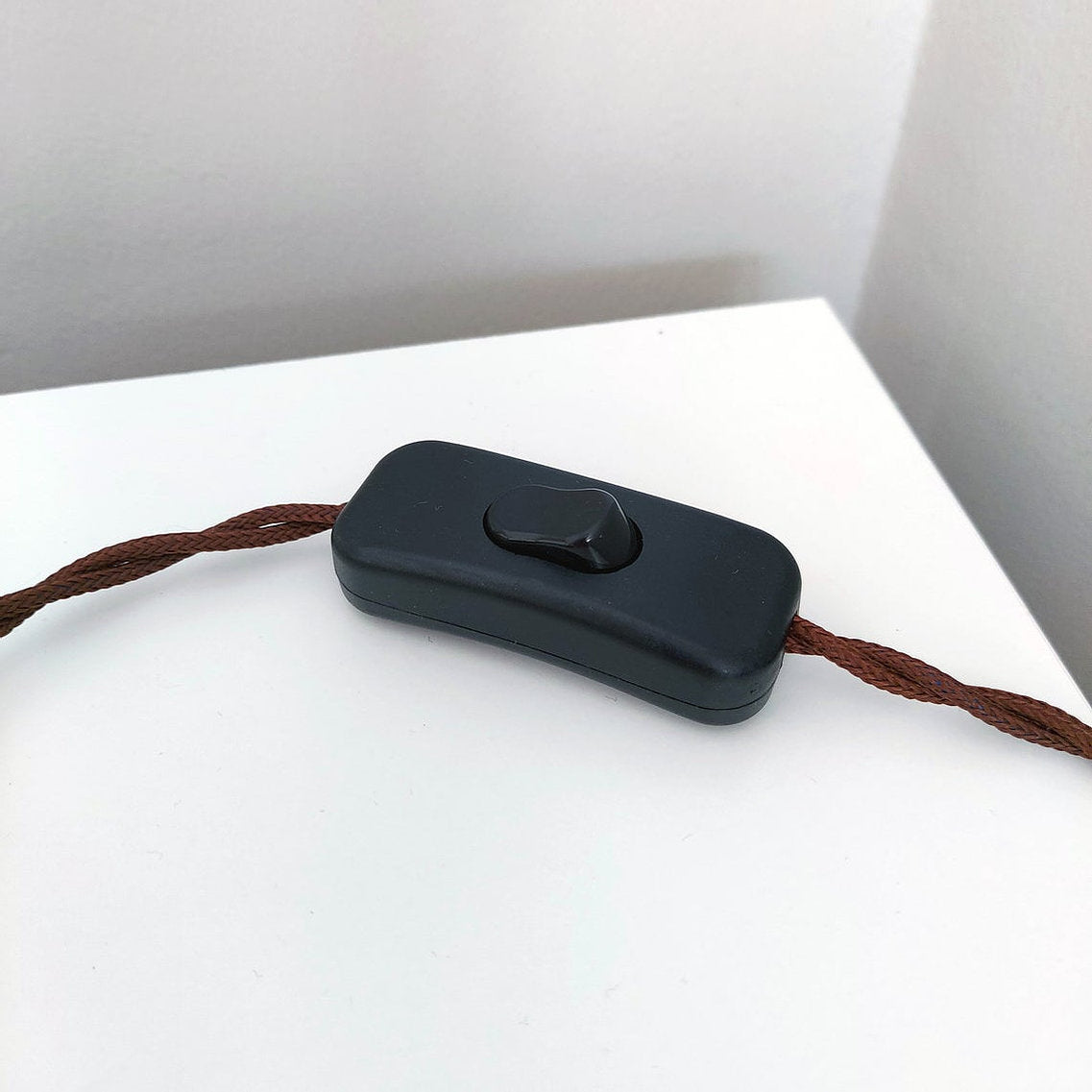 Atolye Store-Ahşap/Beton Masa Lambası-Masa Lambası-9-Milagron.com