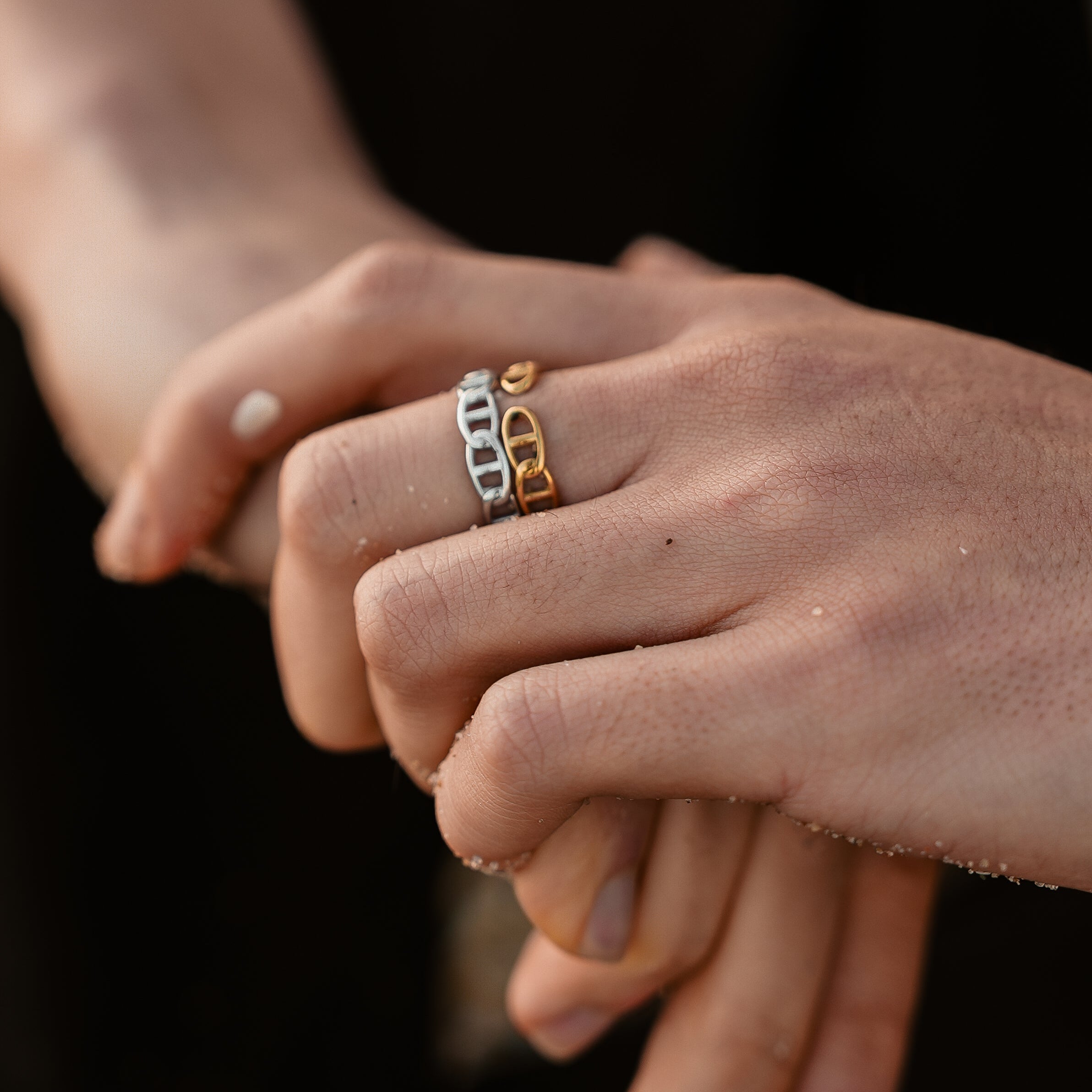 Bar Ring In Gold
