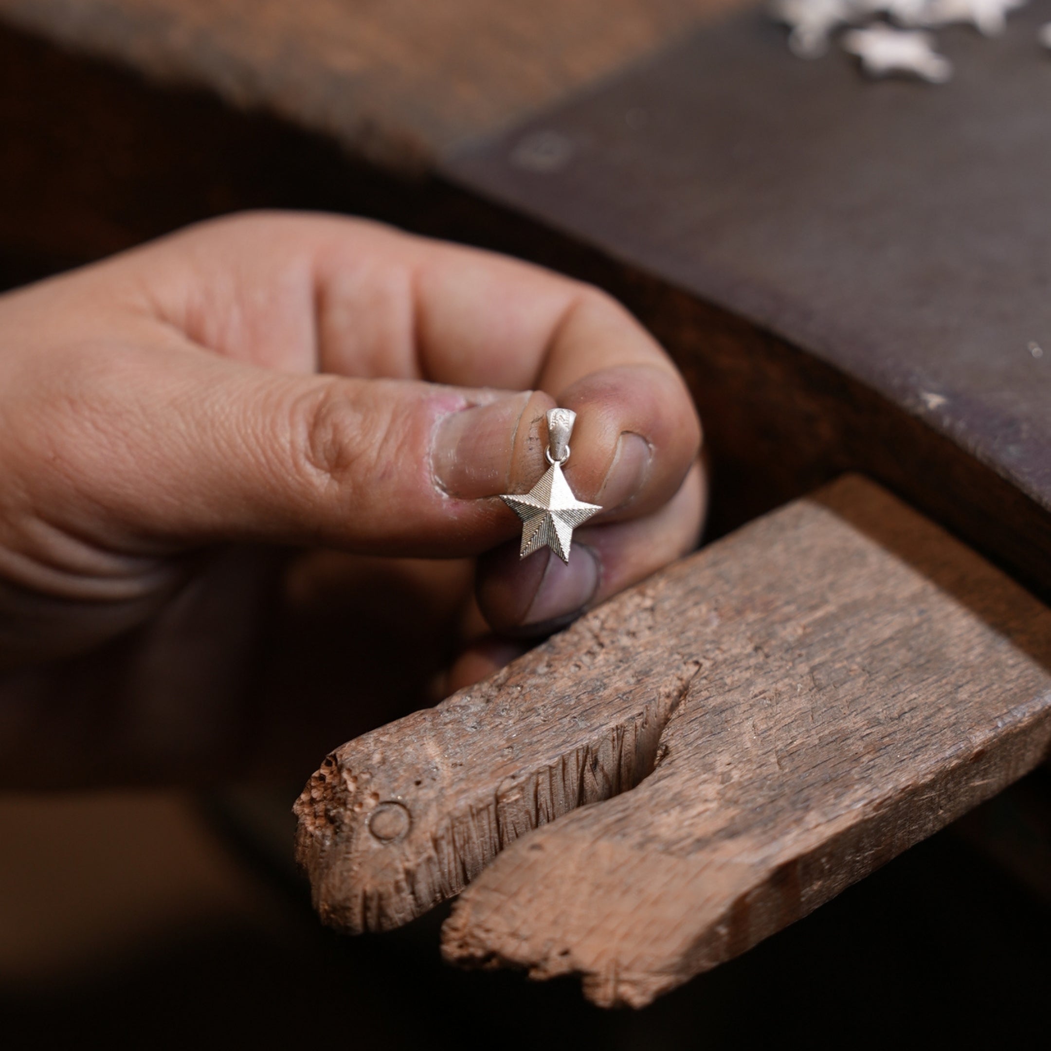 Single Star Necklace In Oxide