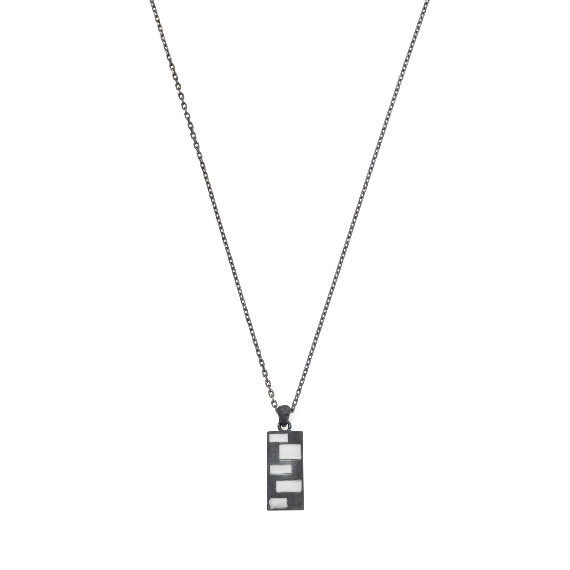 White Wall Necklace In Oxide