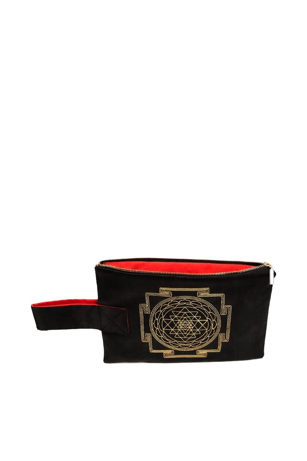 Ayanas-Sri̇ Yantra Clutch Çanta - Obsi̇di̇an-Clutch-3-Milagron.com