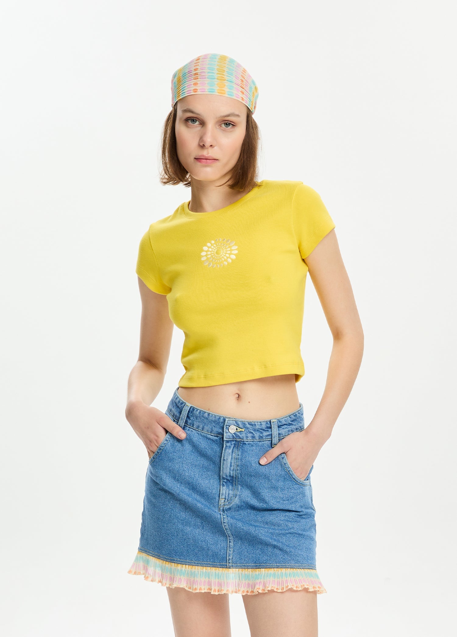 Nakışlı Dar Kesim T-Shirt
