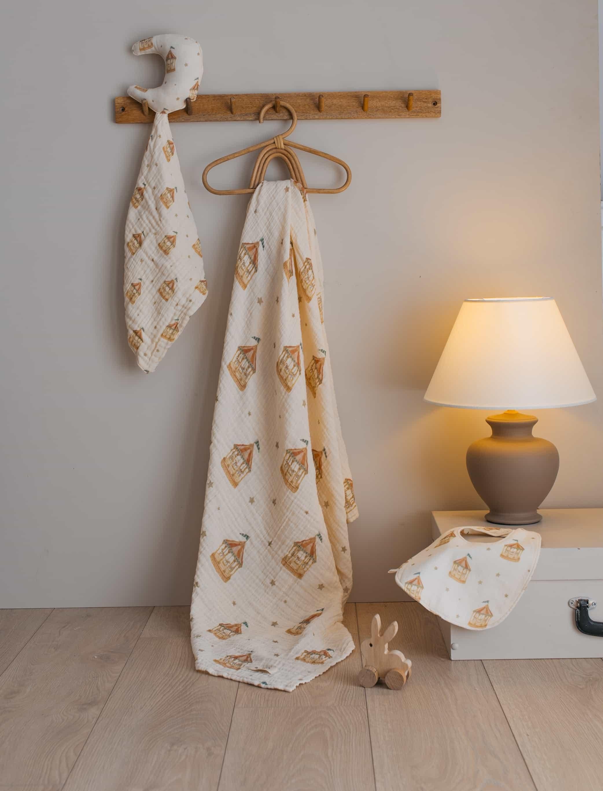 Babybek-Carousel 3'lü Takım (Ay)-Müslin Setler-1-Milagron.com