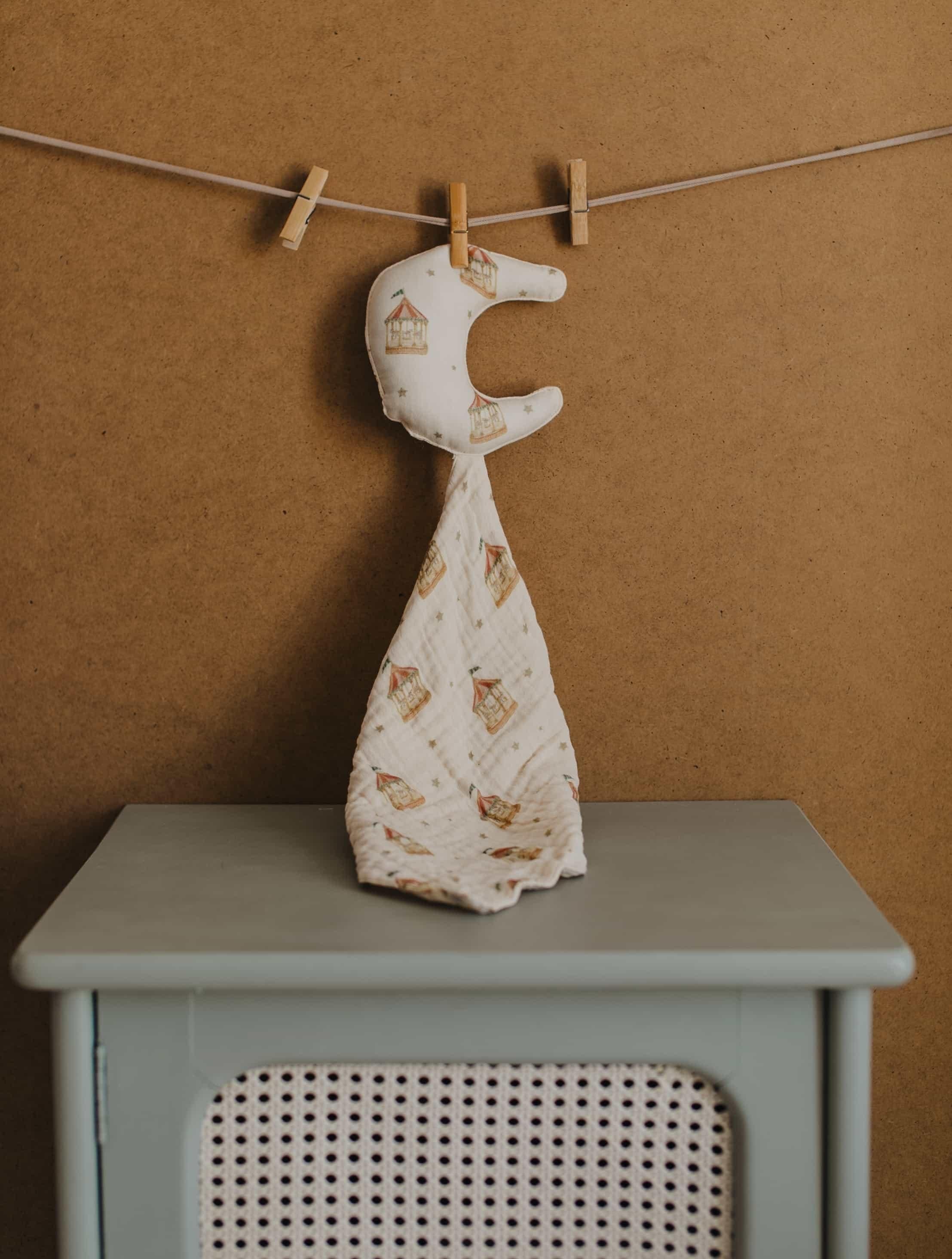 Babybek-Carousel Müslin Uyku Arkadaşı Ay-Uyku Arkadaşı-1-Milagron.com