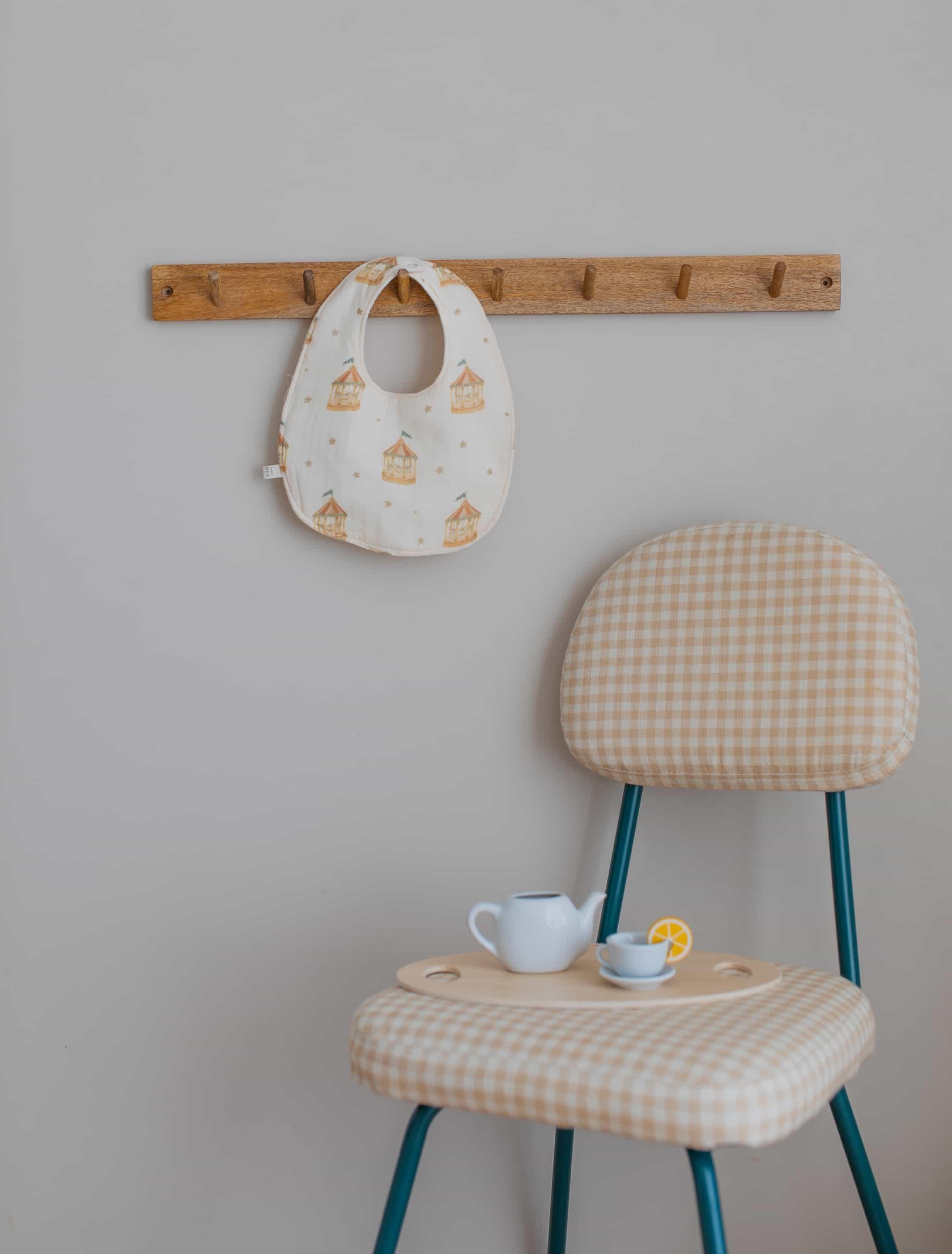 Babybek-Carousel Sıvı Geçi̇rmez Önlük-Mama Önlüğü-3-Milagron.com