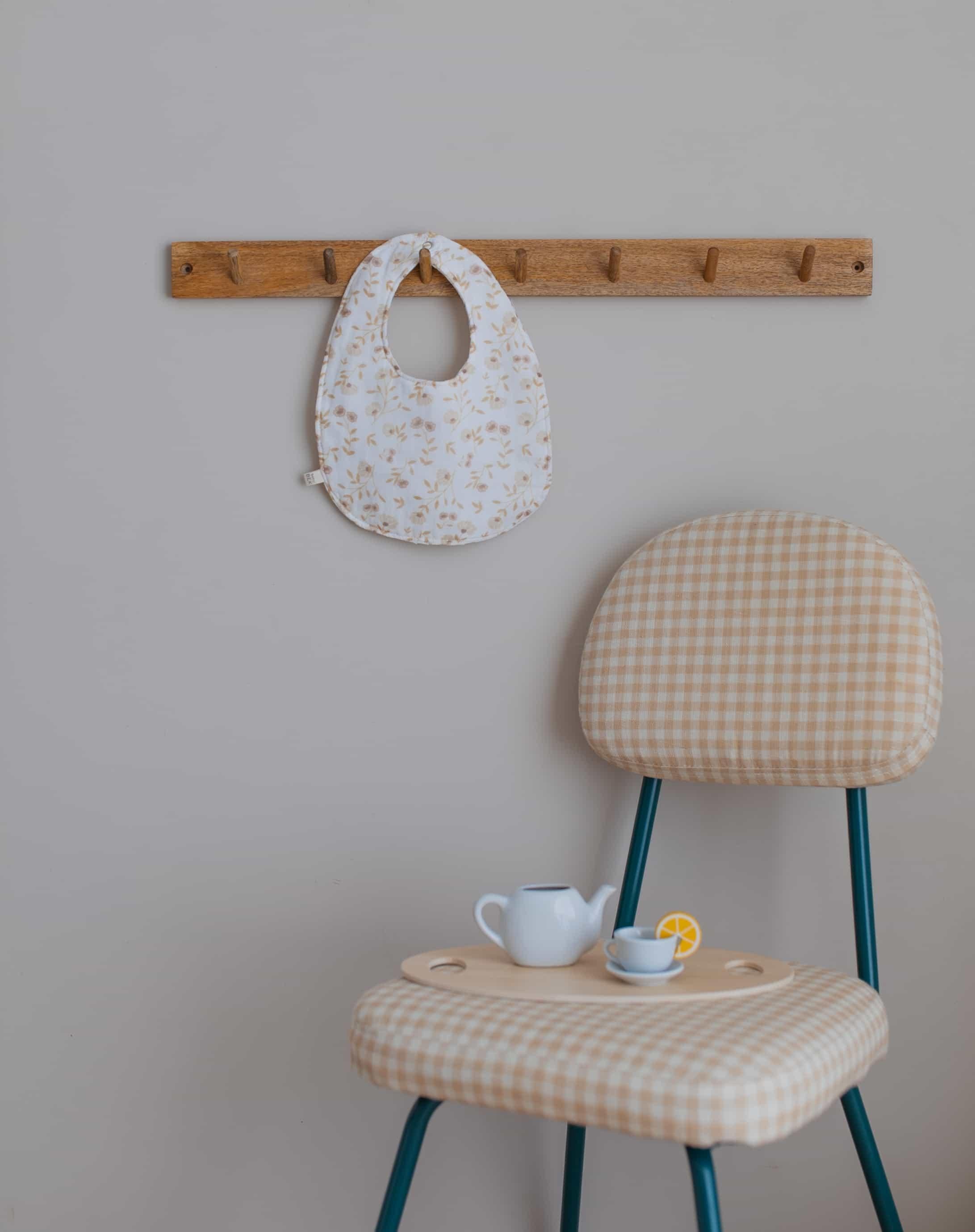 Babybek-Çi̇çek Bahçesi̇ Sıvı Geçi̇rmez Önlük-Mama Önlüğü-1-Milagron.com