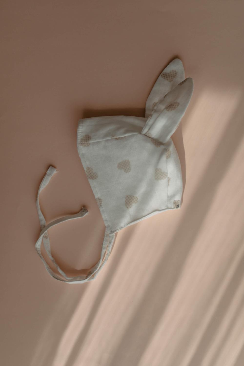 Babybek-Dama Kalp Müslin Şapka-Şapka-1-Milagron.com