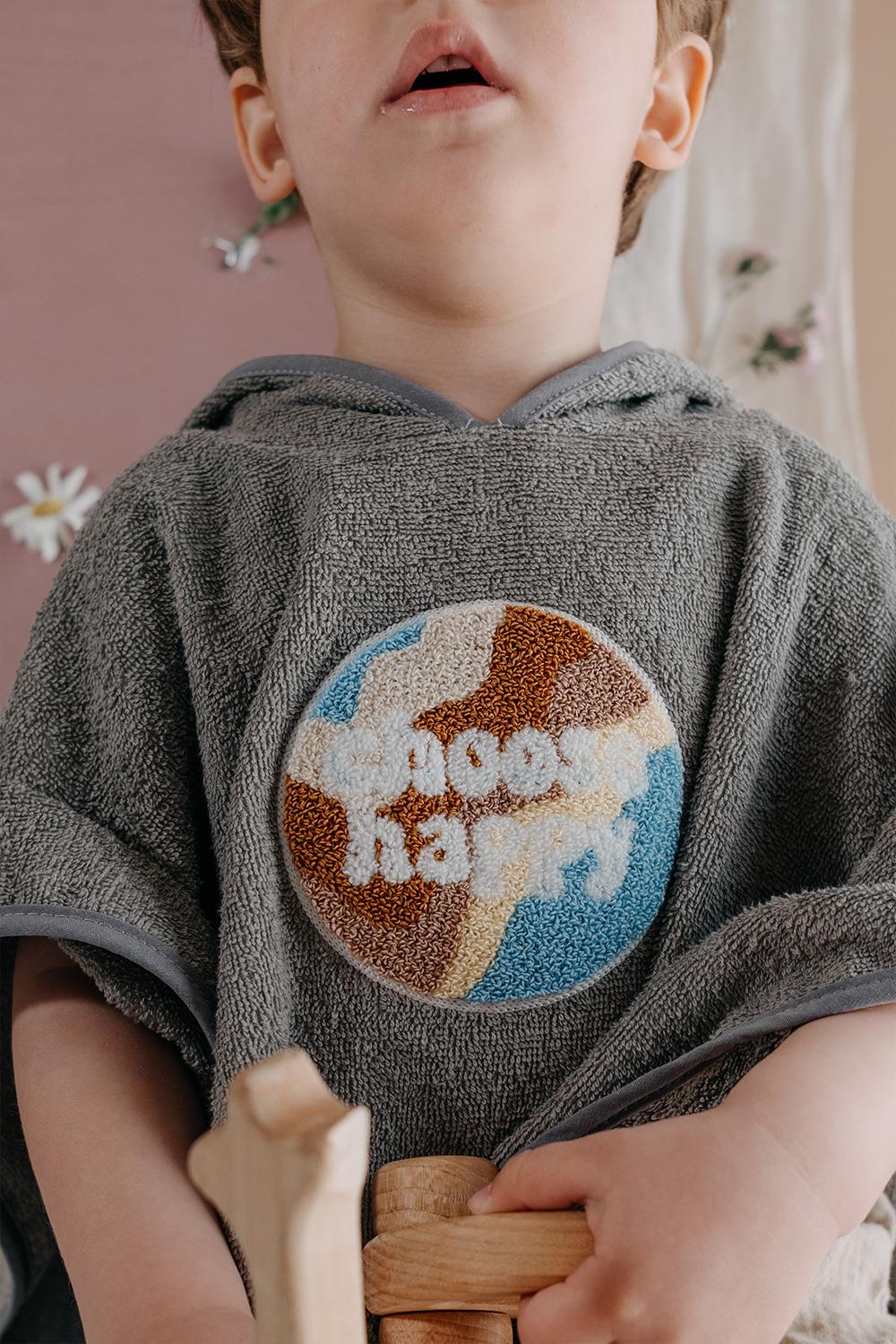 Babybek-Happy Gri Havlu Panço-Panço-2-Milagron.com