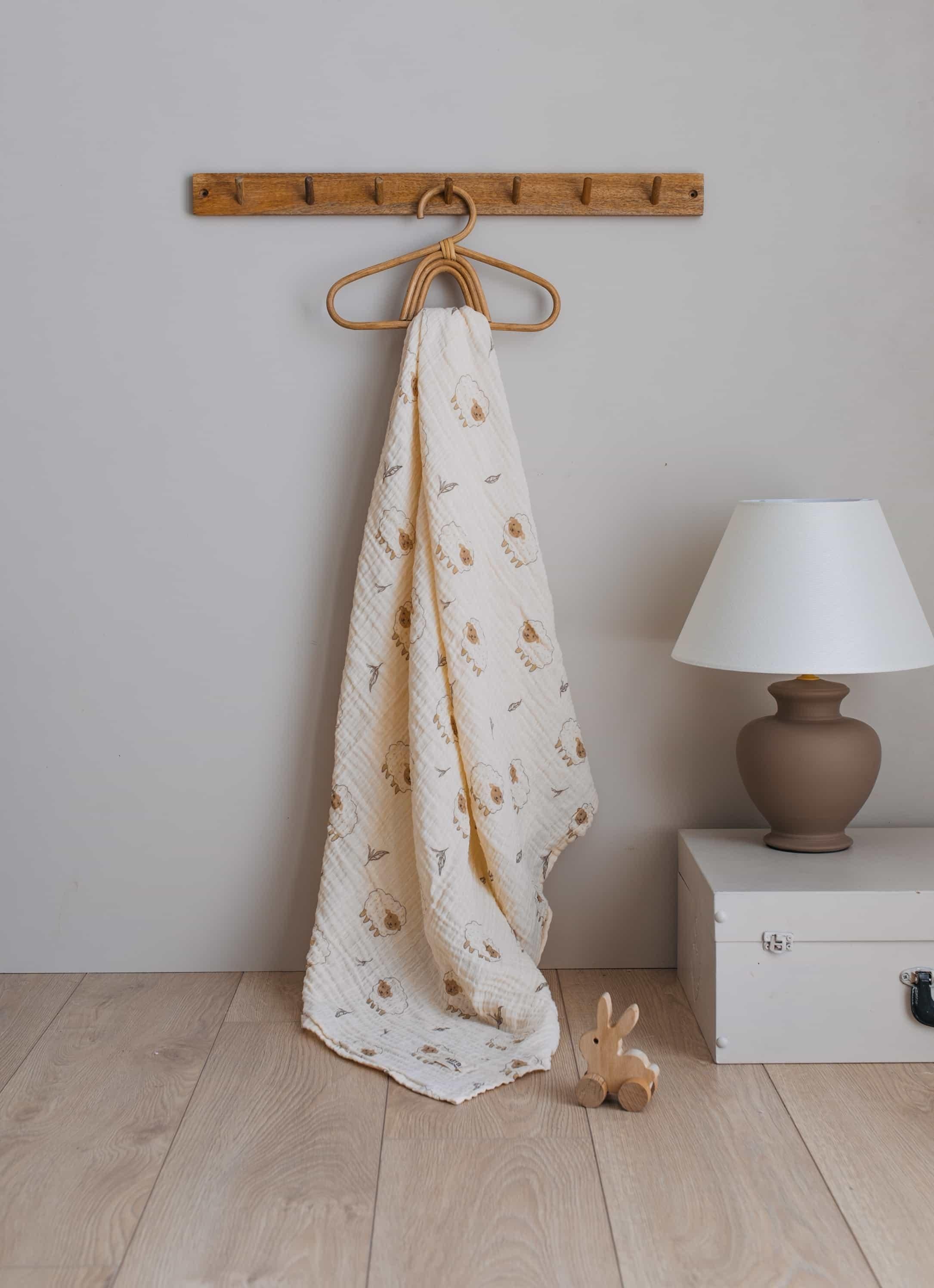 Babybek-Little Lamb Organik Müslin Örtü-Yatak Örtüsü-1-Milagron.com