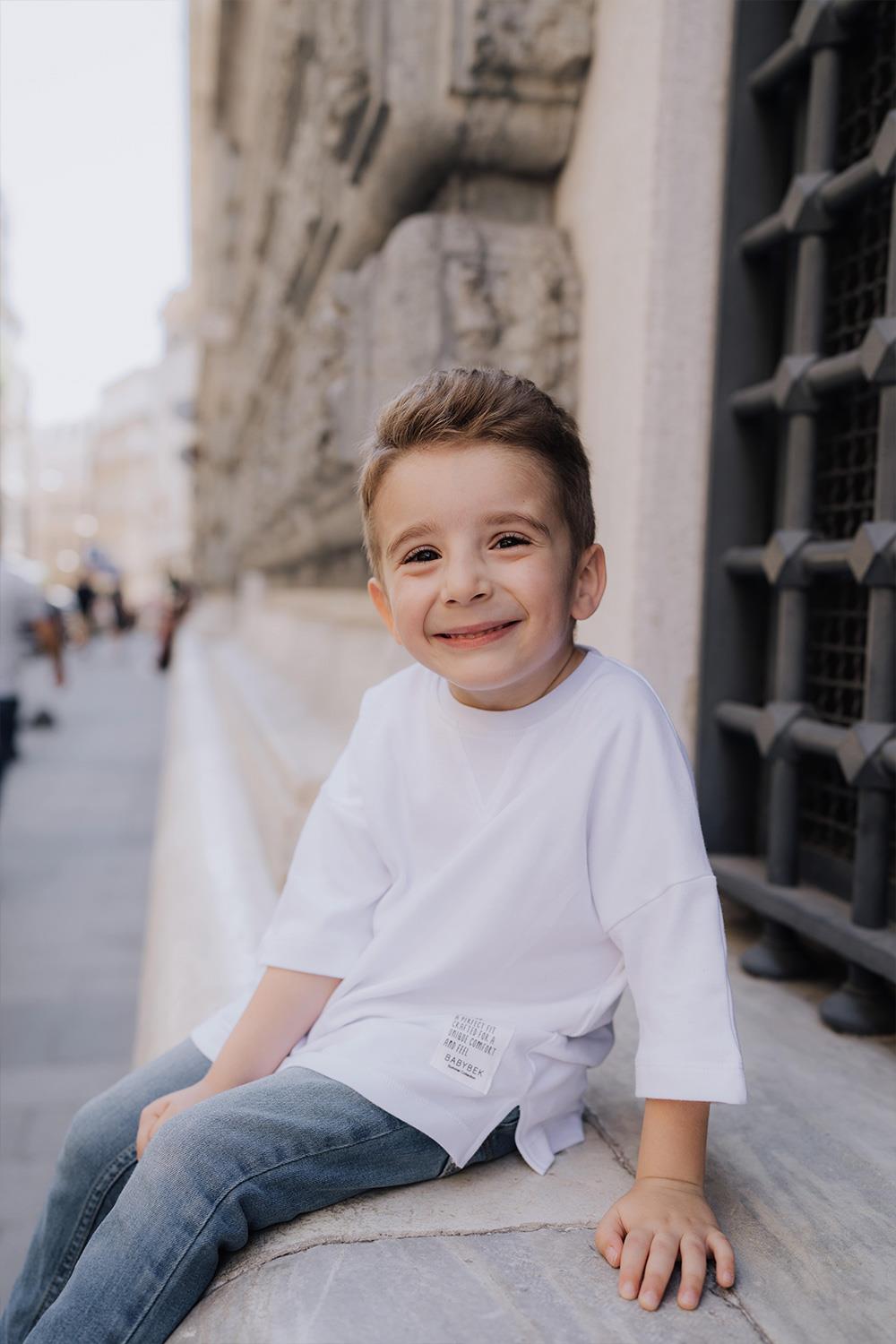 Babybek-Premium Oversize Unisex Çocuk Beyaz T Shirt-T-Shirts-4-Milagron.com