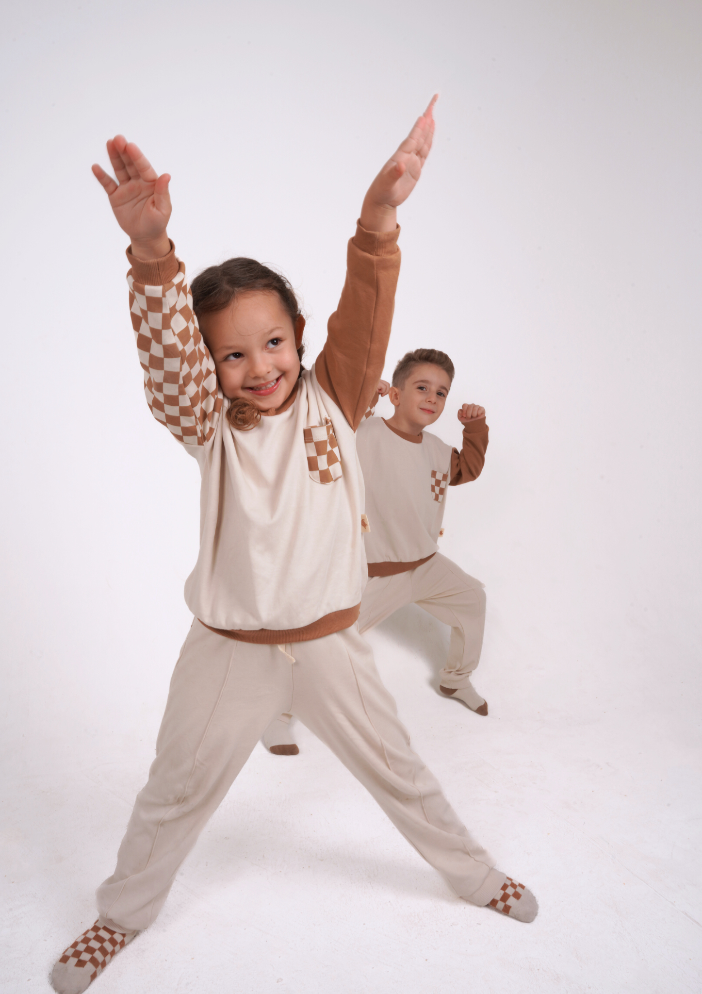 Babybek-Premium Unisex Eşofman Takımı Kahverengi Dama-Alt - Üst Takım-3-Milagron.com