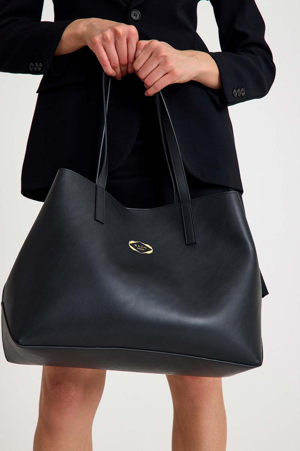 Bagh Collection-Suzi In Black-Omuz Çantası-3-Milagron.com