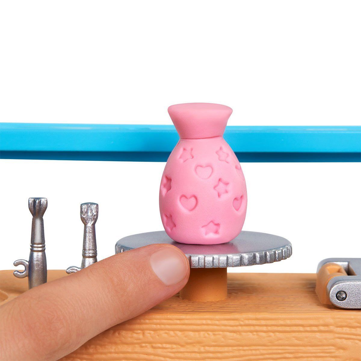 Barbie-Barbienin Sanat Atölyesi Oyun Seti-Oyuncak Bebek ve Oyun Setleri-5-Milagron.com