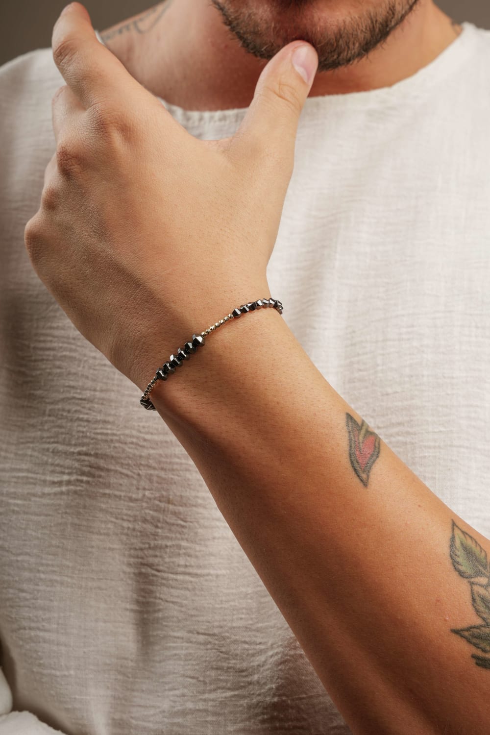 Başbuğ Mücevher-14 Ayar Altın Dorikalı Hematit Bileklik-Bileklik-2-Milagron.com