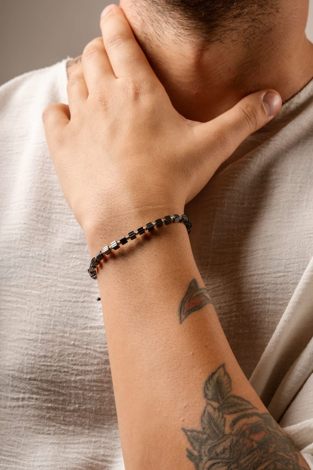 Başbuğ Mücevher-14 Ayar Altın Dorikalı Hematit Bileklik-Bileklik-2-Milagron.com