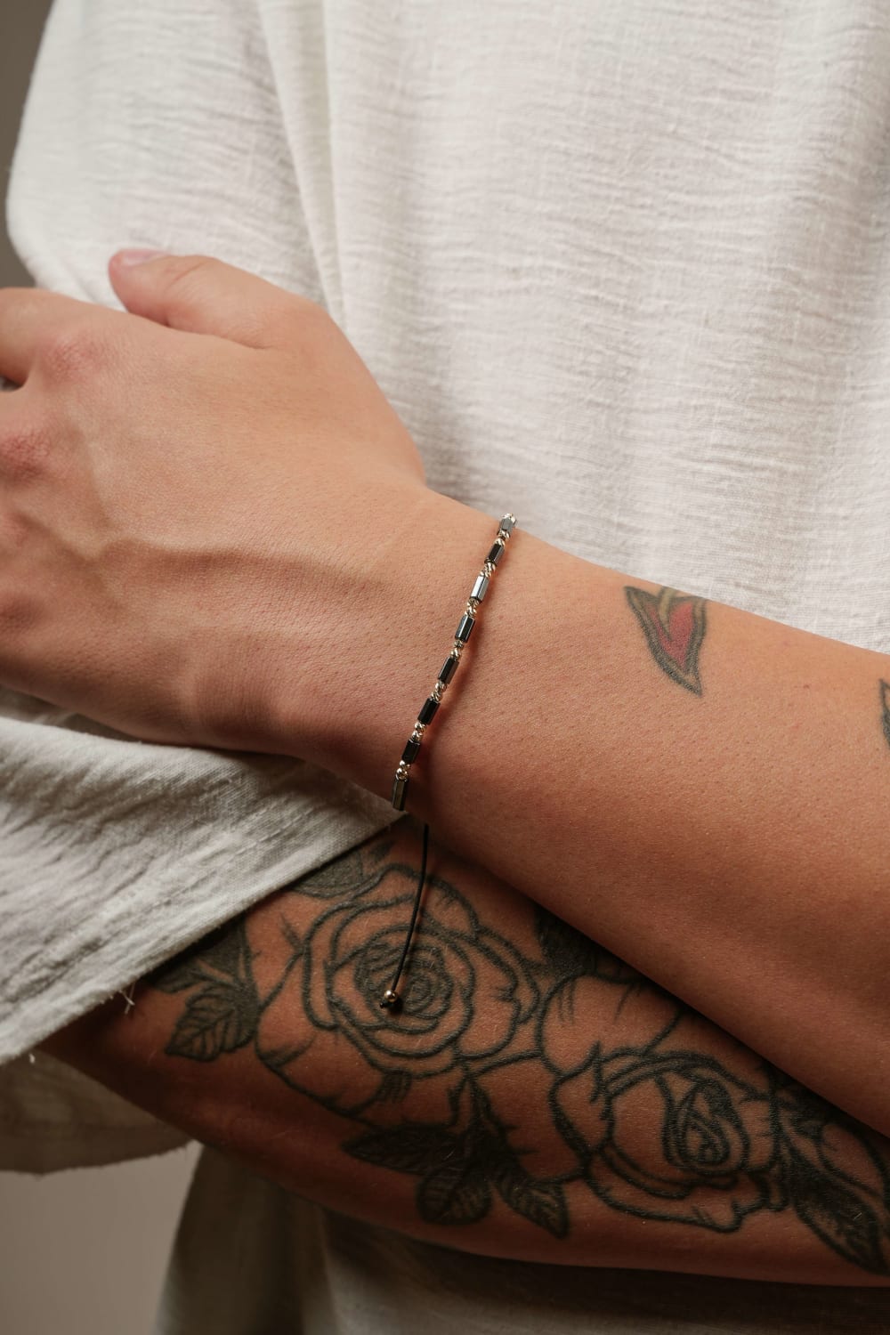 Başbuğ Mücevher-14 Ayar Altın Dorikalı Hematit Bileklik-Bileklik-2-Milagron.com