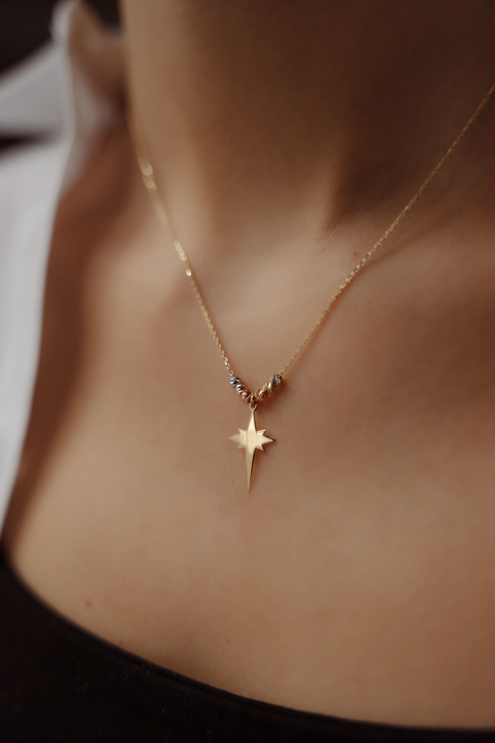 Başbuğ Mücevher-14 Ayar Altın Dorikalı Kuzey Yıldızı Kolye-Kolye-2-Milagron.com