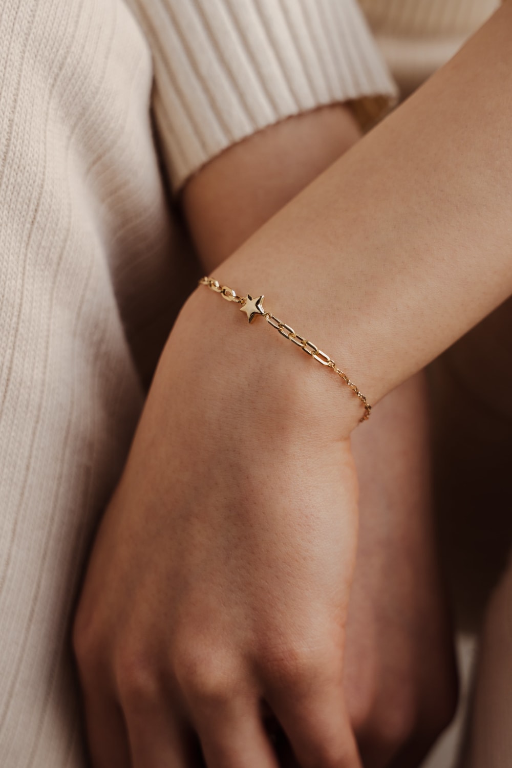 Başbuğ Mücevher-14 Ayar Altın Yıldız Bileklik-Bileklik-3-Milagron.com